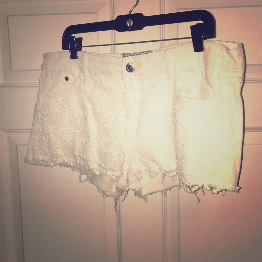 White macrame short denim shorts - Hot KISS Sz 15